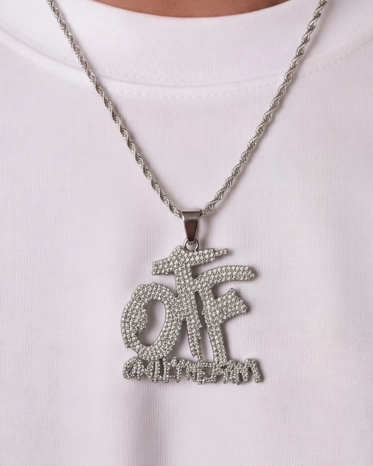 otf chain silver on model close up image
