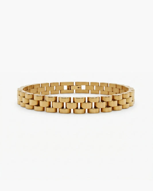 Gold link bracelet product image