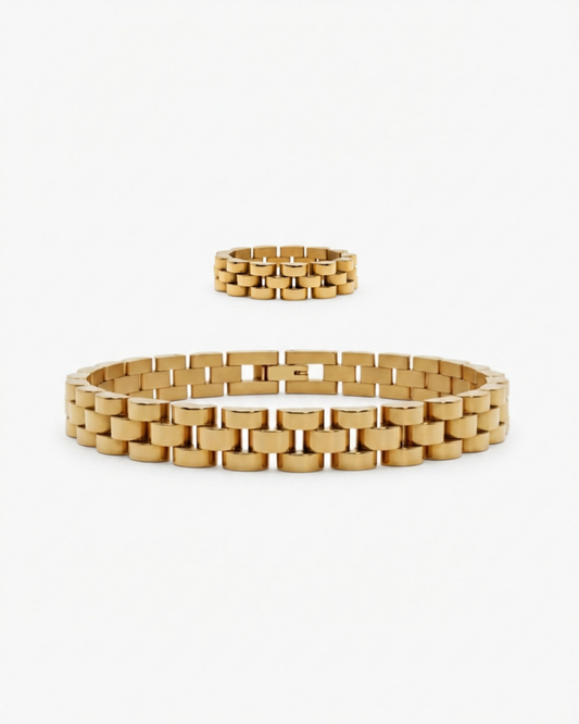 Gold link jewellery set product photo
